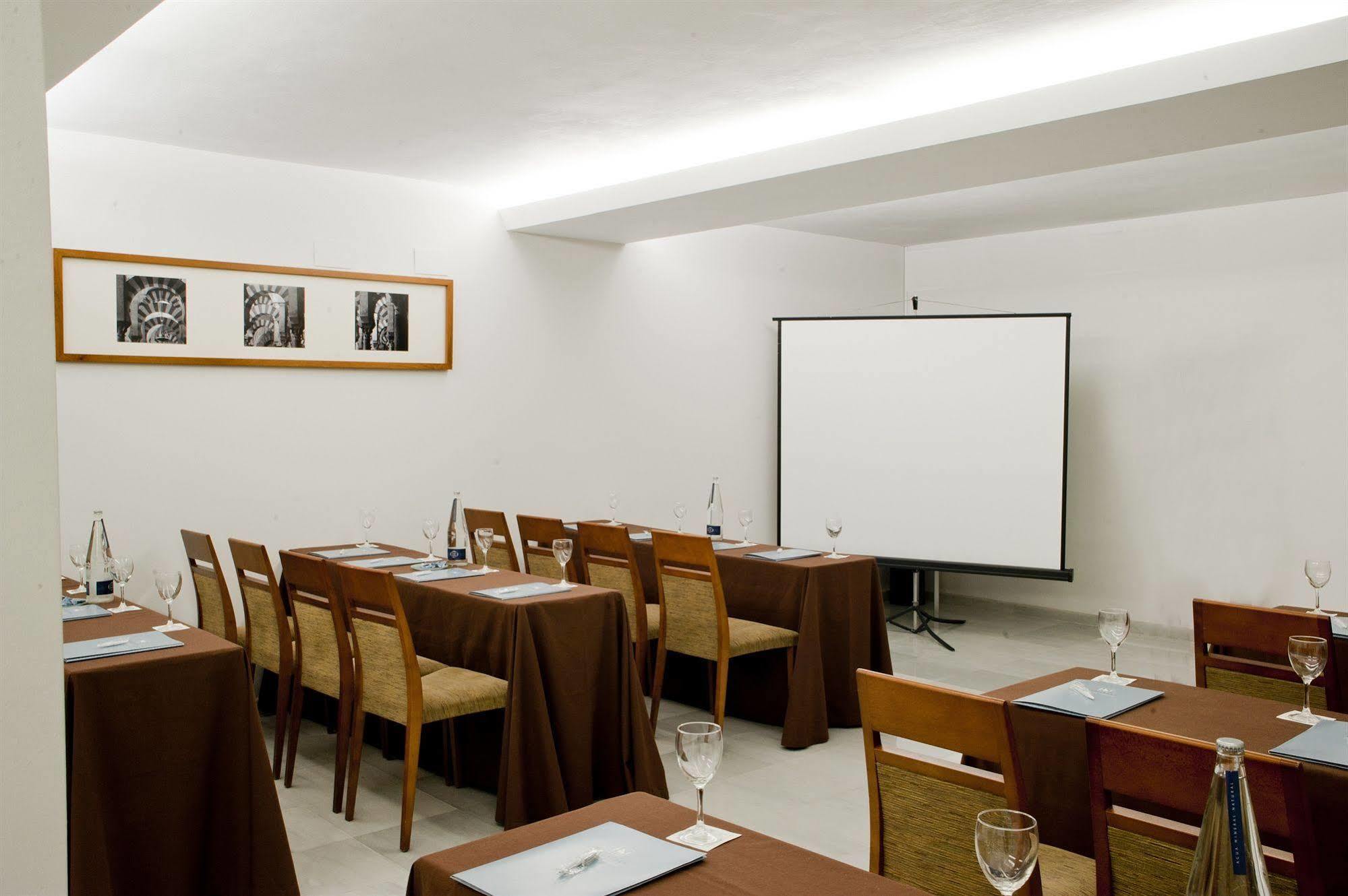 Exe Ciudad De Cordoba Hotel Üzleti fotó